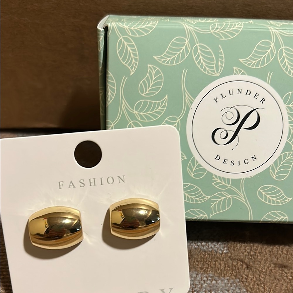 Plunder Golden Sia Earrings